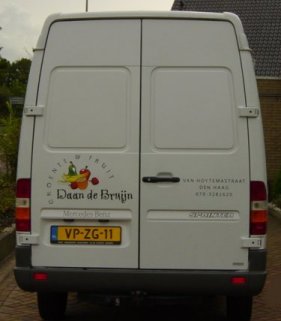 laden van bestelbus bruijn achterkant.jpg